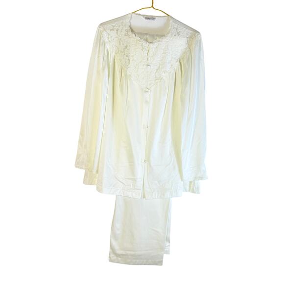 Vintage Vanity Fair Pajama Set Women’s Medium Made in USA Lace-Satin 70s 80s - Picture 1 of 6